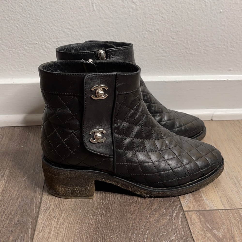 Black Chanel boots size 8